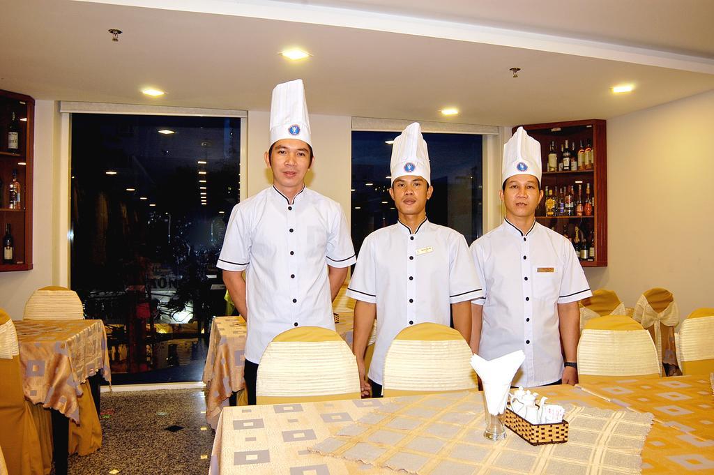 Nam Hung Hotel Nha Trang Extérieur photo